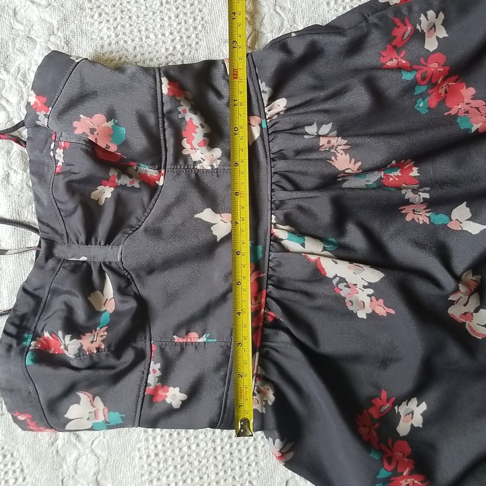 American Eagle Outfitters size 4 mini dress - Picture 4 of 7